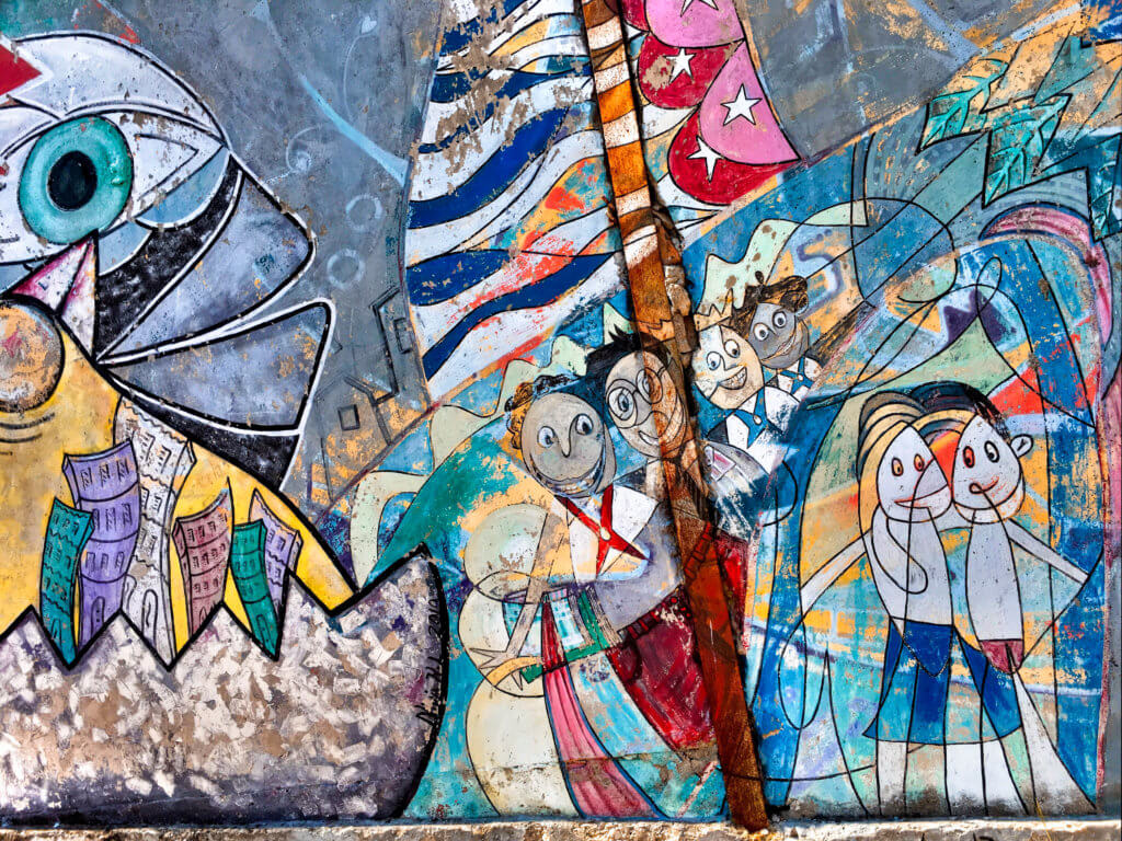 Street art in Havana. Discover picture perfect reasons to visit Cuba. Find out why it's become such a popular travel destination, and what you shouldn't miss when you're there! And for more travel tips and wanderlust inspiration follow The Scenic Suitcase on Pinterest!