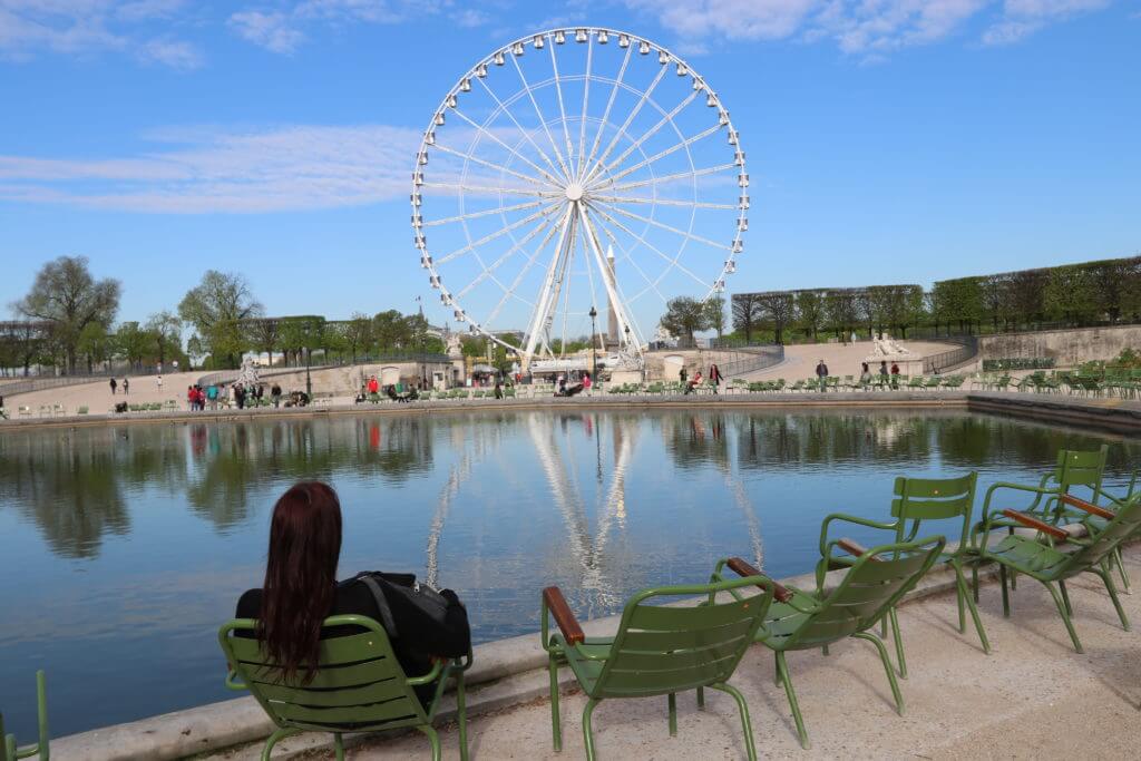 Discover 25 picture perfect reasons to visit Paris, France. Looking for even more wanderlust inspiration? Then follow The Scenic Suitcase on Pinterest!