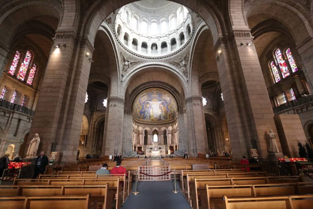 Sacre Coeur. Discover 25 picture perfect reasons to visit Paris, France. Looking for even more wanderlust inspiration? Then follow The Scenic Suitcase on Pinterest!