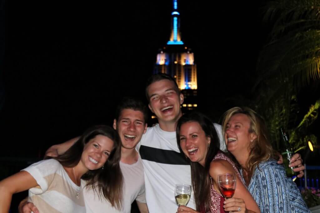 Drinking with new friends near the Empire State Building. Discover 30 picture perfect reasons to visit New York City. And for more travel tips and wanderlust inspiration follow The Scenic Suitcase on Pinterest!