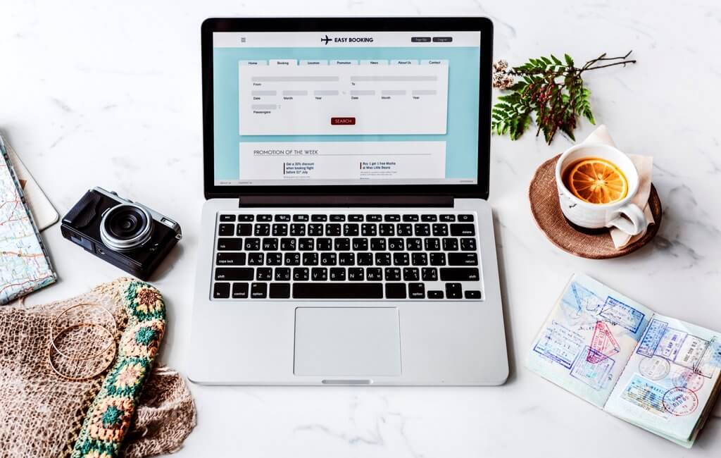 Find out when you should use a travel agent, and the benefits they bring to the table. And for more travel tips and wanderlust inspiration, follow The Scenic Suitcase on Pinterest!