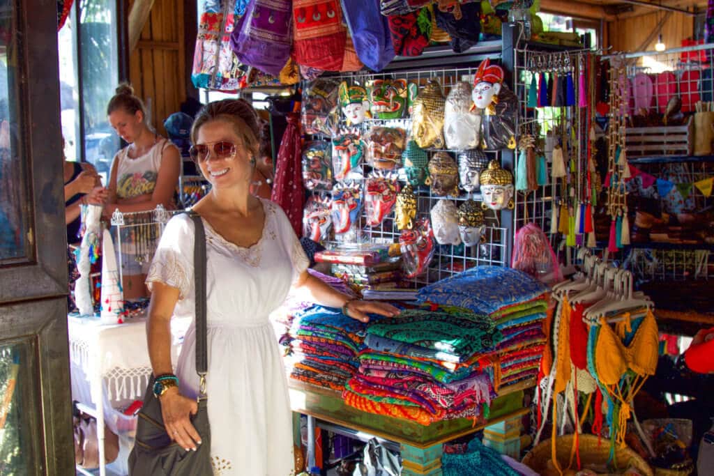 Shopping at the Love Anchor Bazaar. Discover 27 picture perfect things to see in Bali, Indonesia. And for more travel tips and wanderlust inspiration, follow The Scenic Suitcase on Pinterest!