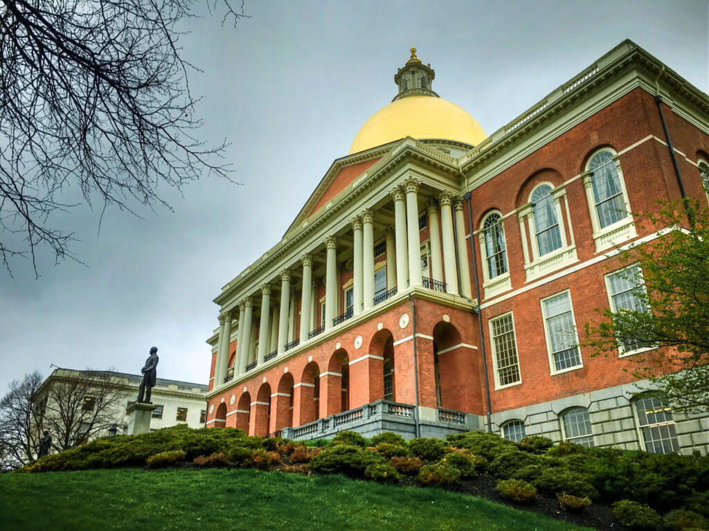 The gold dome and columns of the State House. Discover the picture perfect reasons to visit Boston, Massachusetts. From historic landmarks to local favorites, this is what you shouldn't miss on your trip to Beantown. And for more wanderlust inspiration and travel tips follow The Scenic Suitcase on Pinterest!