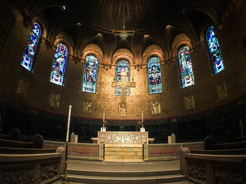 The stained glass windows and cross inside Trinity Church. Discover the picture perfect reasons to visit Boston, Massachusetts. From historic landmarks to local favorites, this is what you shouldn't miss on your trip to Beantown. And for more wanderlust inspiration and travel tips follow The Scenic Suitcase on Pinterest!