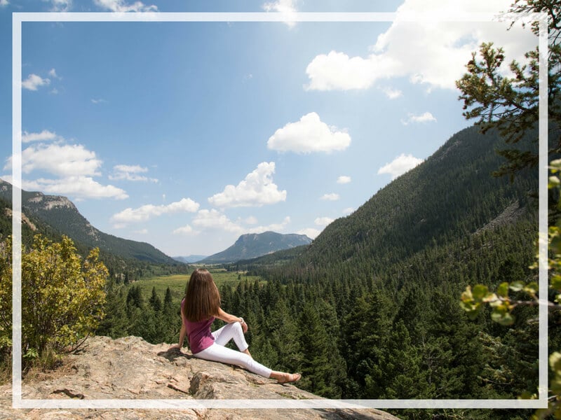 Discover 10 reasons to travel solo, and why seeing the world on your own will rock your socks off. Surprising perks, life-changing opportunities, and more! And for additional travel tips and wanderlust inspiration, follow The Scenic Suitcase on Pinterest!