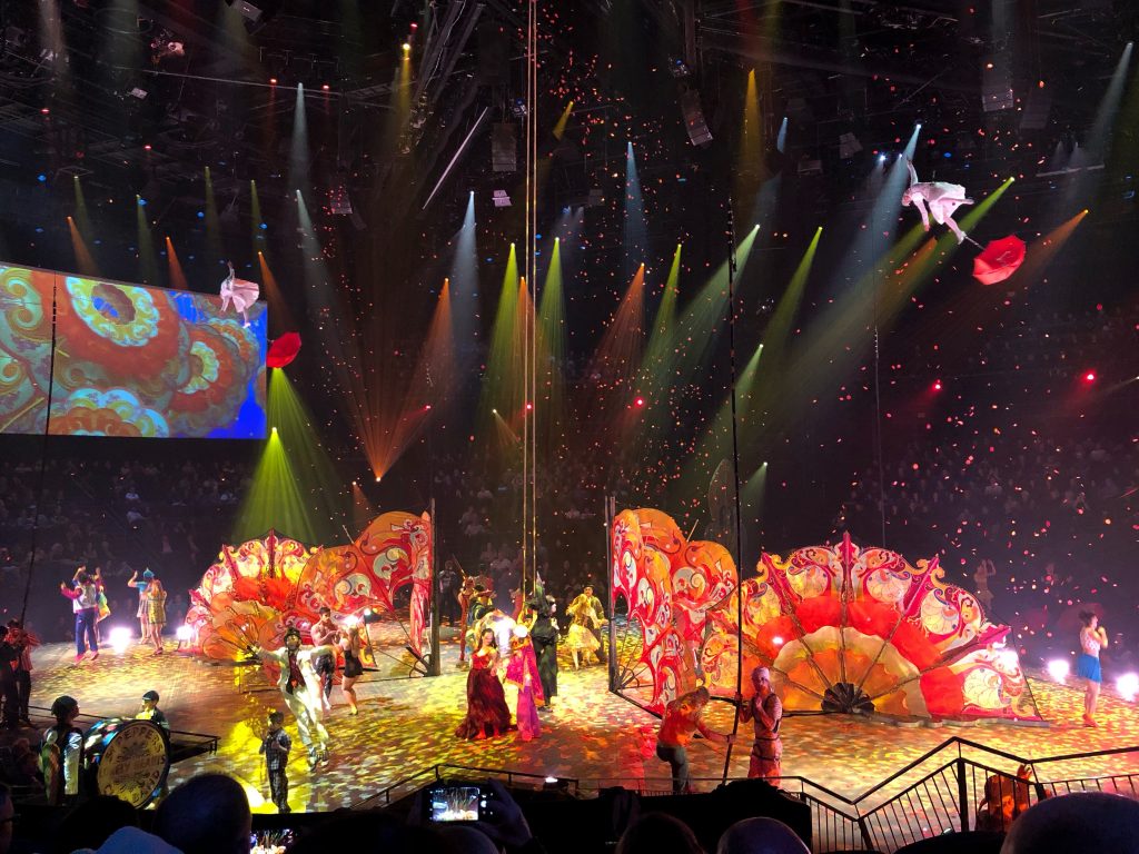 A show in Las Vegas, Nevada. One of the most picture perfect moments of 2019. #2019 #LasVegas