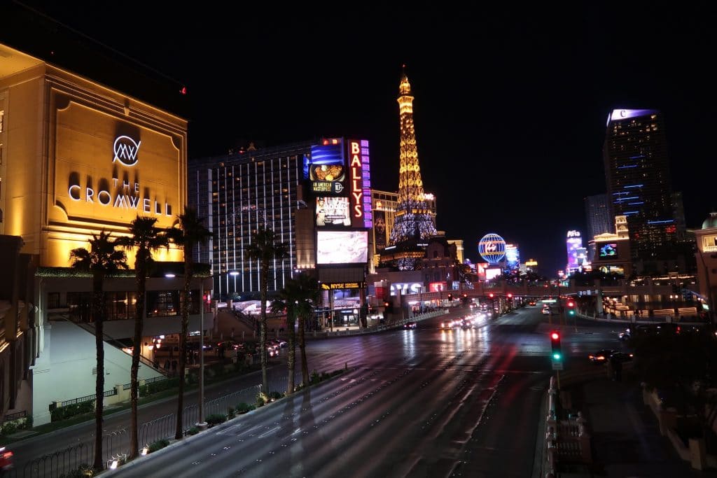 The Las Vegas strip at night. One of the most picture perfect moments of 2019. #lasvegasstrip #2019