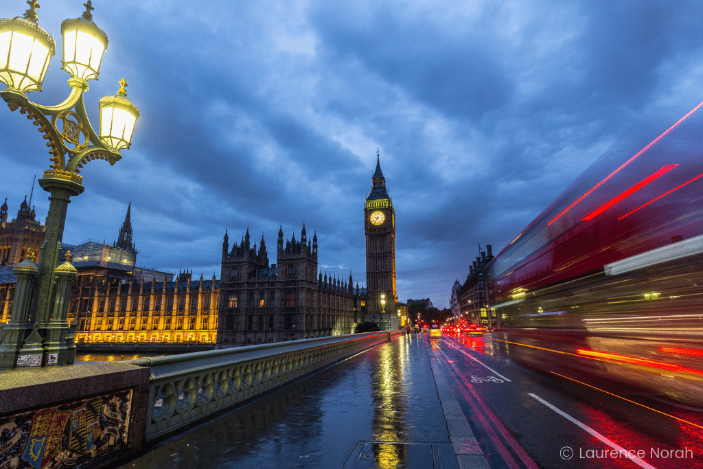 London captured by Laurence Norah. Learn incredible tips from expert photographers and a National Geographic editor that will improve your own photos and turn them into stunning masterpieces! And for more tips, follow The Scenic Suitcase on Pinterest!