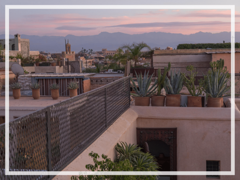 Discover essential tips every visitor needs to know before visiting Marrakesh. From what to wear to staying safe, here's how to make the most of your trip! #thingstoknowbeforevisitingmarrakesh