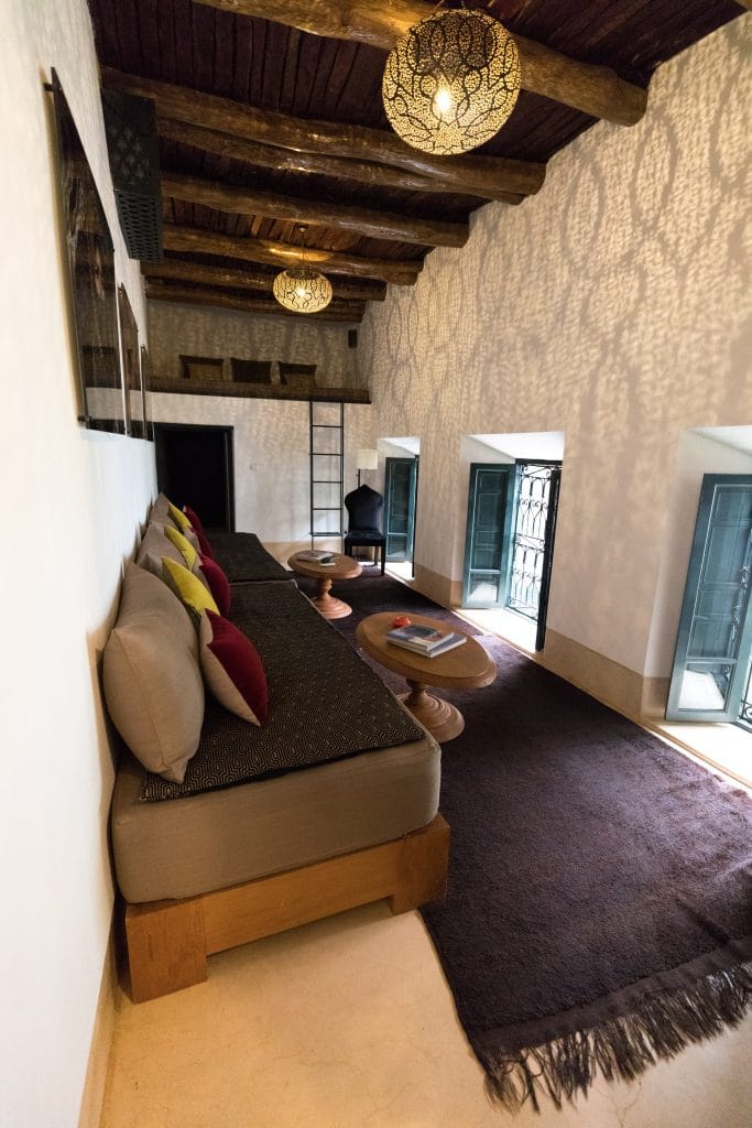 A lounge area in a riad in Marrakesh. #thingstoknowbeforevisitingmarrakesh