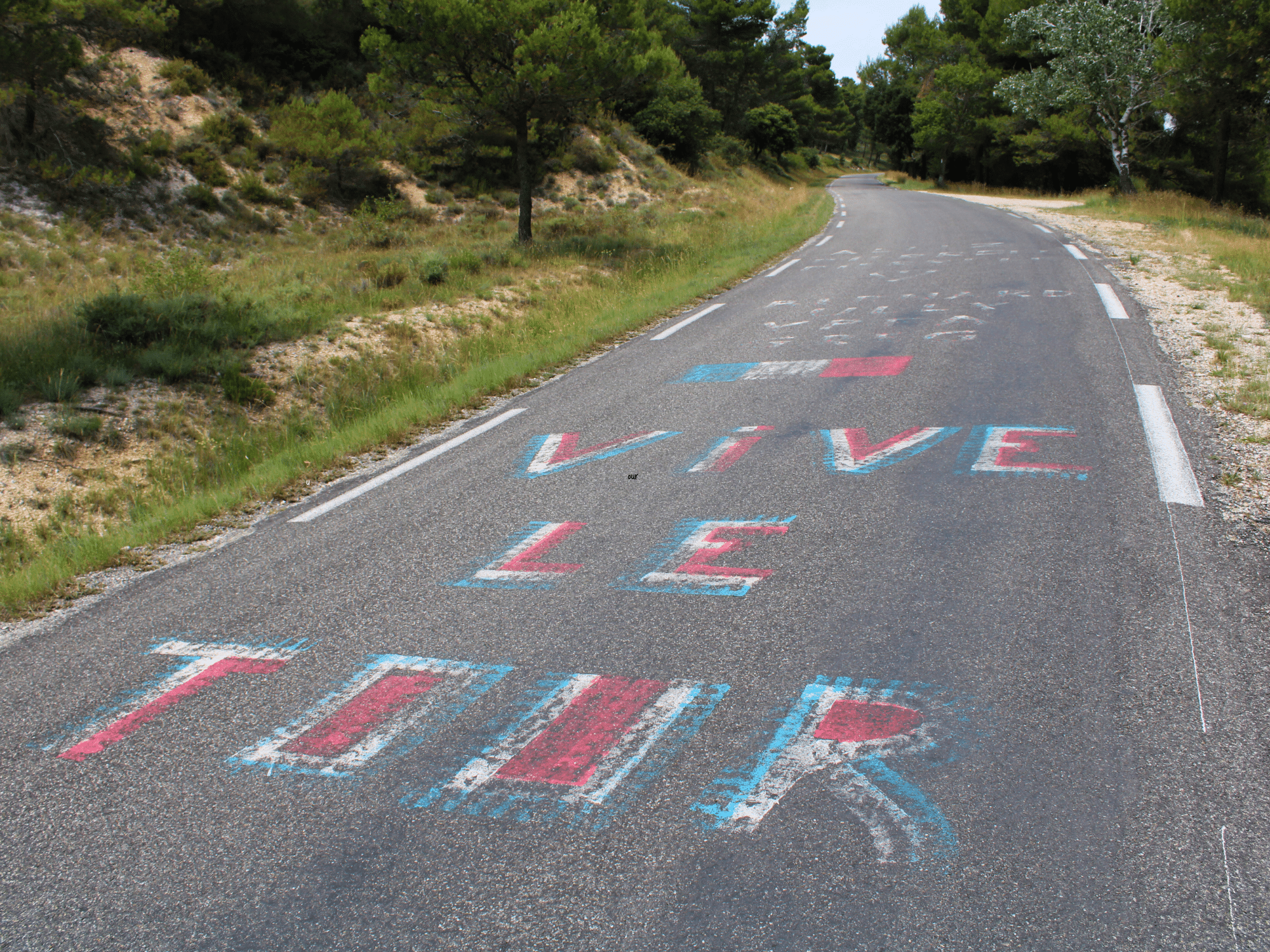 Discover the top biking destinations across Europe. From scenic rolling hills to coastal byways, these are the routes you shouldn't miss!